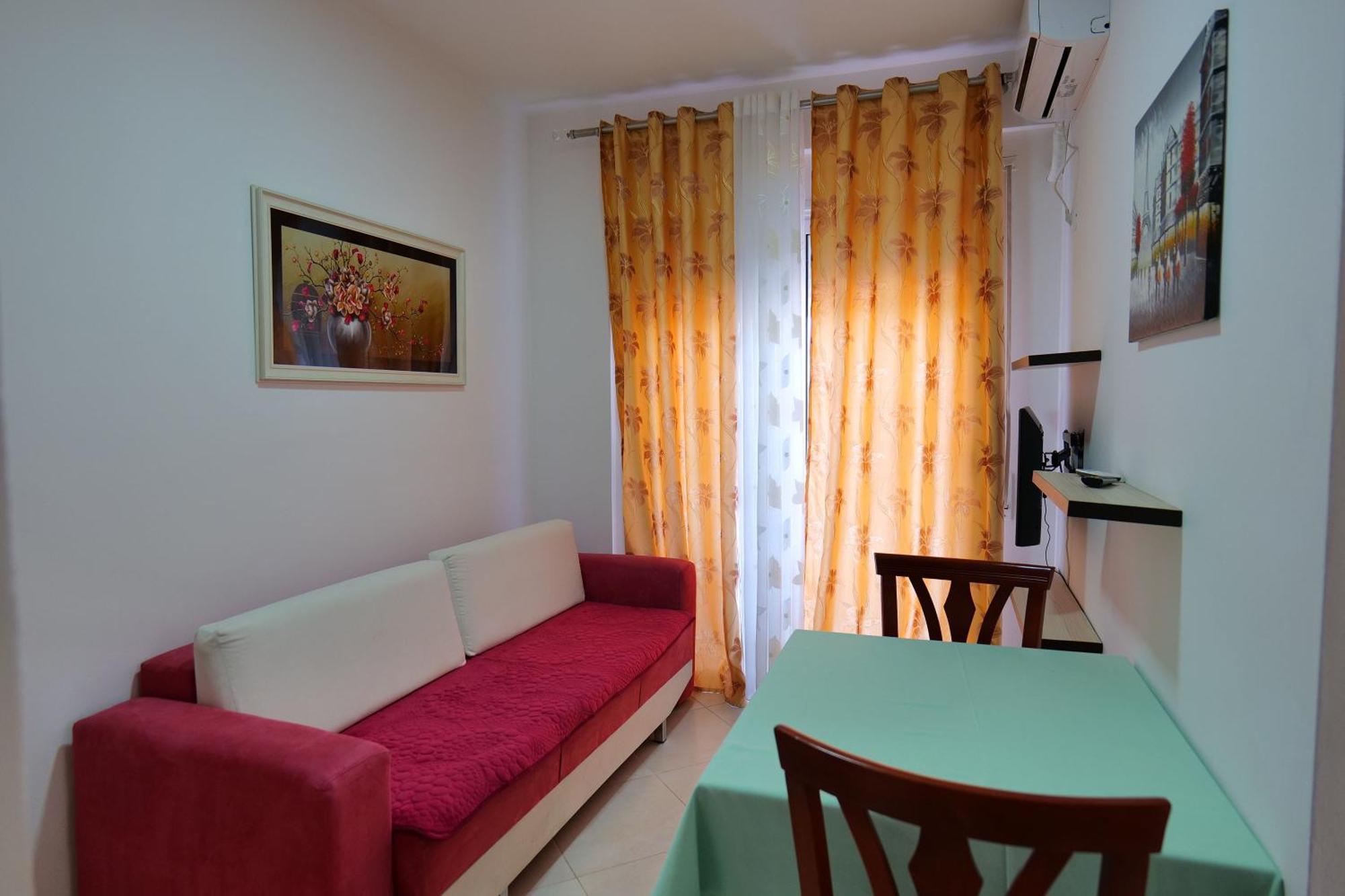 Almare Appartement Vlorë